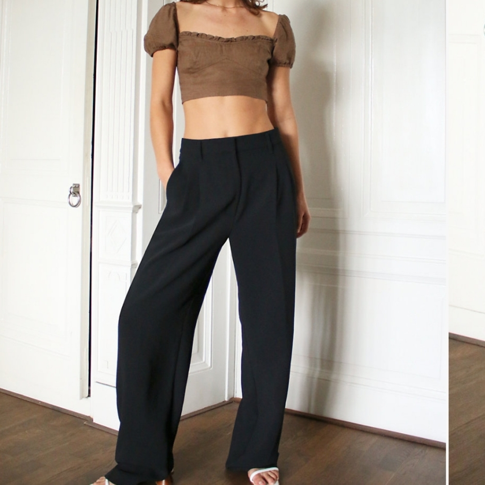 Aritzia Effortless Pants - Size 6